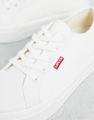 white shoes levis