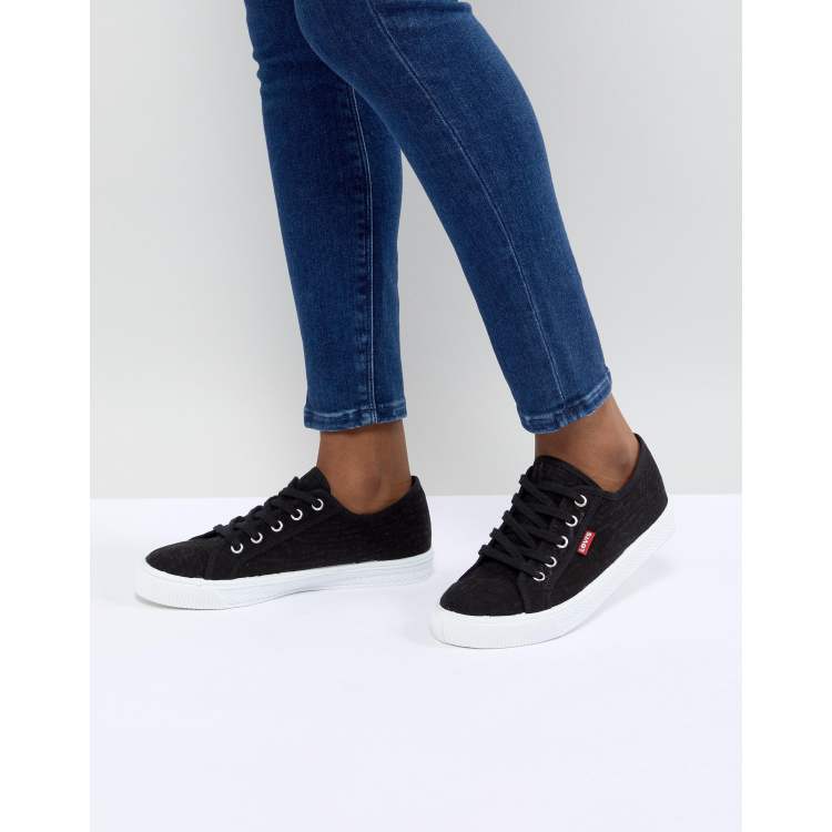 Black levi's shop canvas shoes