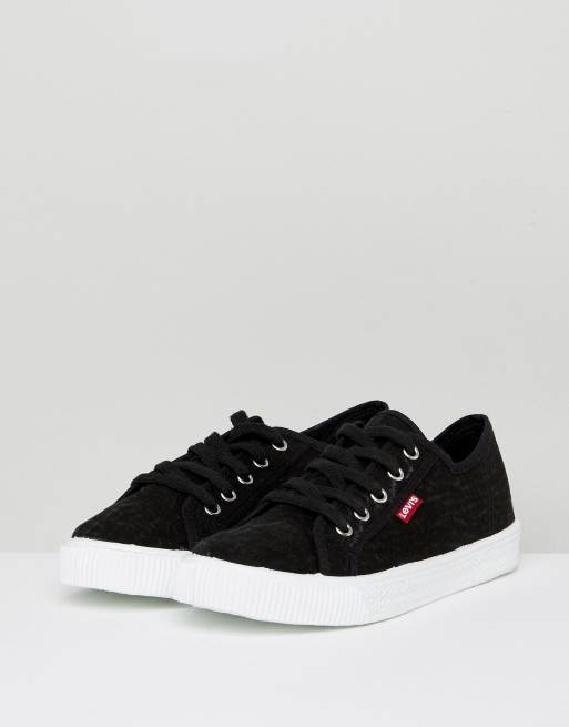 Levi's canvas shoe with red tab in black | ASOS