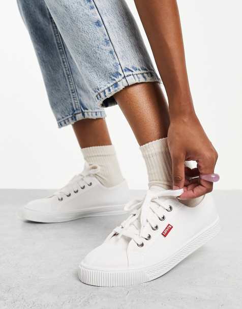 Levi's canvas shoe with red tab in white - view 1