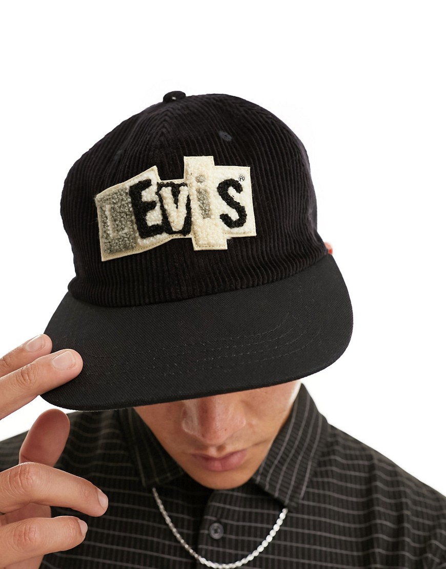 Levi's cap with logo in black
