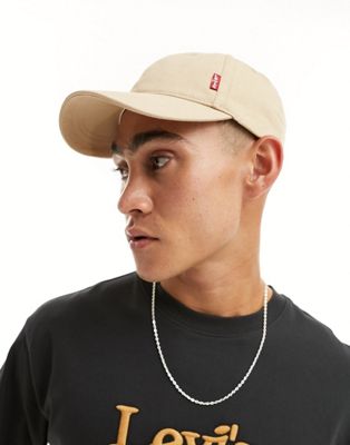 Levi's cap with logo in cream