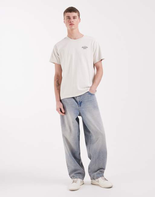 Levi's car graphic back print t-shirt in ecru, 2 of 5