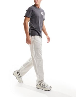 Levi's cargo trousers with pockets in cream