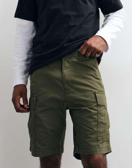 Levi's carrier cargo canvas shorts in dark green, 4 of 5