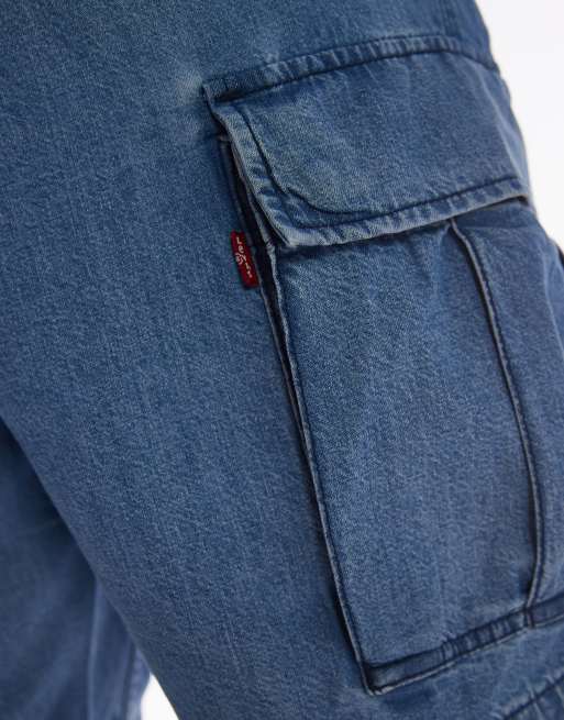 Levi's carrier cargo 2 denim shorts in light wash