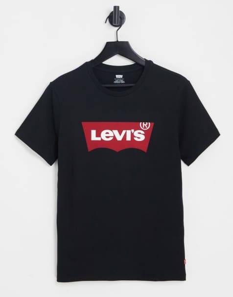 Levi's central batwing badge logo vintage t-shirt in black - view 1
