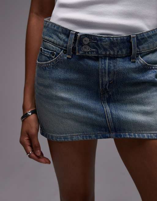 Levi's – Ciemnoniebieska spódnica jeansowa mini z bardzo niskim stanem, 2 z 5
