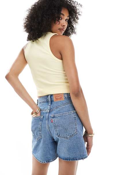 Levi's cinch waist mid-thigh denim shorts in mid wash - view 1