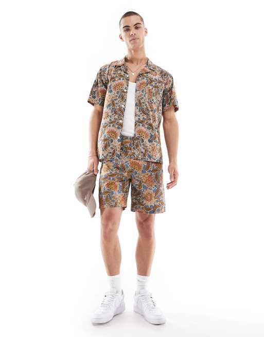 Levi's - Co-ord set van ruimvallende chinoshort en overhemd van keperstof in bloemenprint