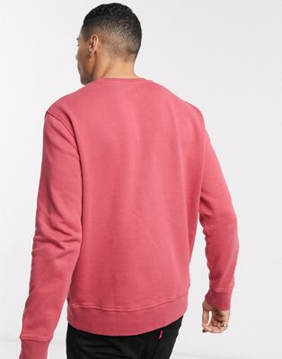 levi's red sweatshirt