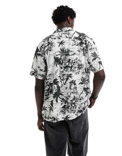 Levi's - Cremehvid camper-skjorte med korte ærmer og tropisk print i afslappet pasform, 3 af 4