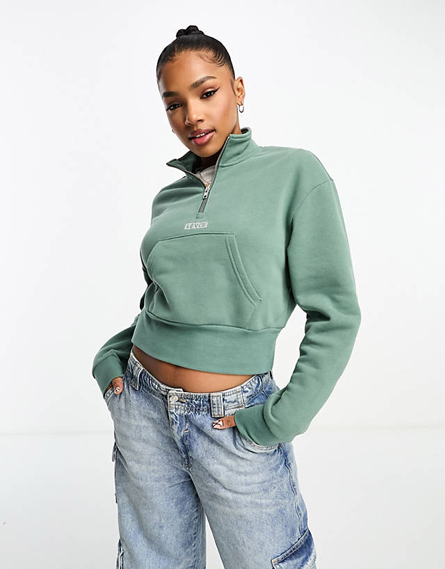 Levi's - cropped half zip with small logo in green