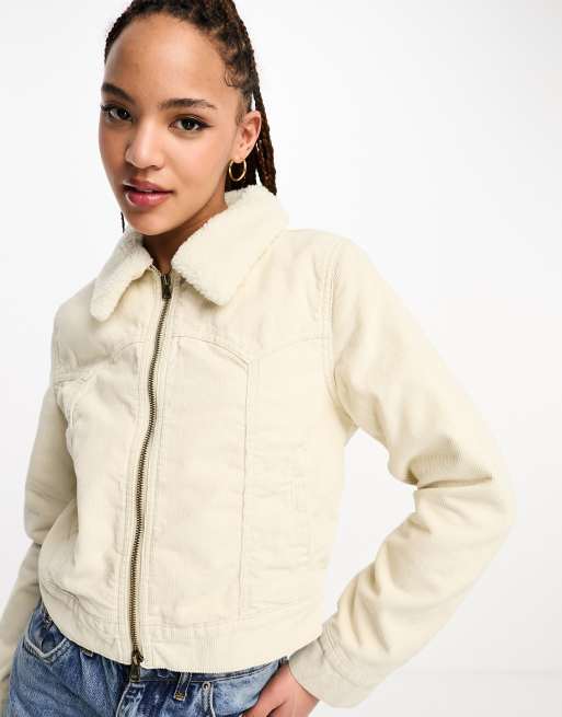 Levis cropped sherpa on sale jacket