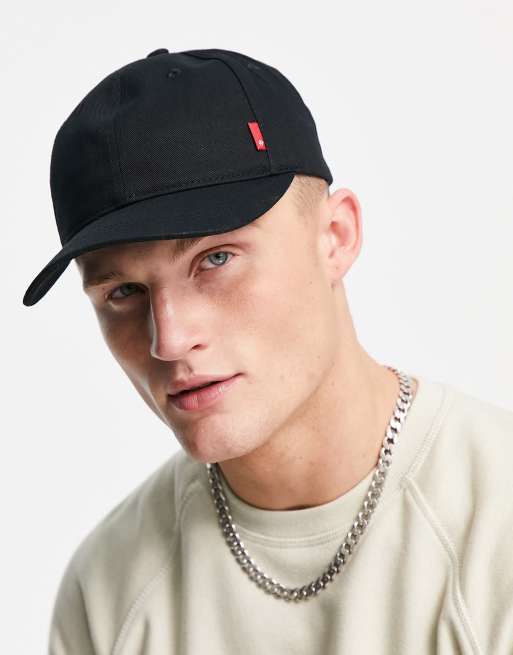 Levi's – Czarna czapka z daszkiem z naszywką z logo