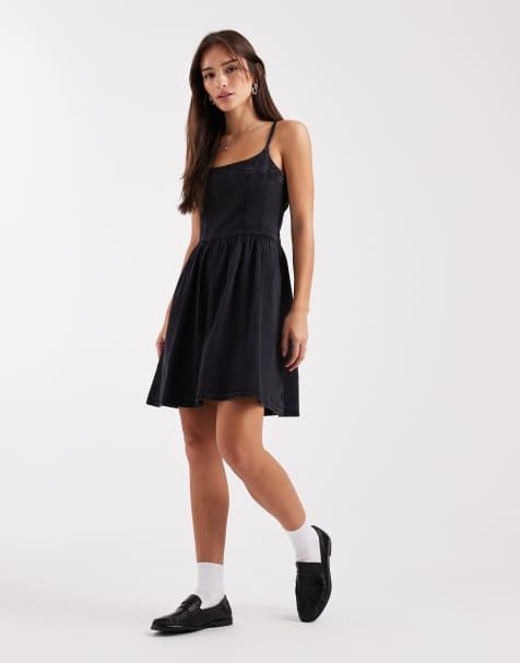 Levi's – Czarna sukienka jeansowa mini - view 1