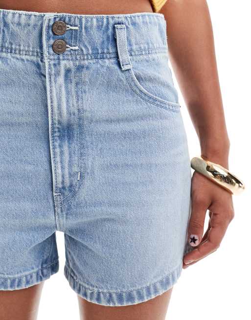Levi's - Denim mom short met hoge taille en contrasterende stiksels in lichtblauw, 3 van 5
