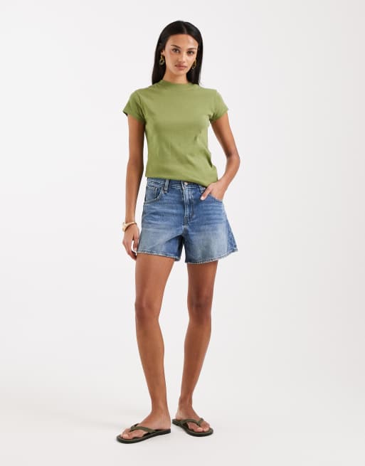 Levi's - Denim short met riempje aan de zijkant in middenblauw, 4 van 5