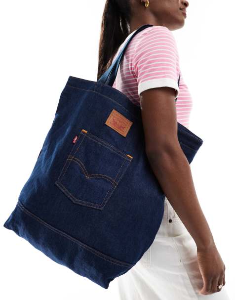 Levi's denim tote bag with back pocket logo in dark blue - view 1