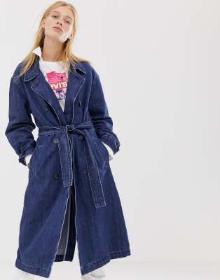 levis trenchcoat