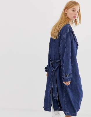 levi's trenchcoat