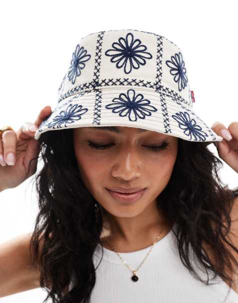 Levi's – Devon – Kremowa czapka typu bucket z haftowanym wzorem - view 1