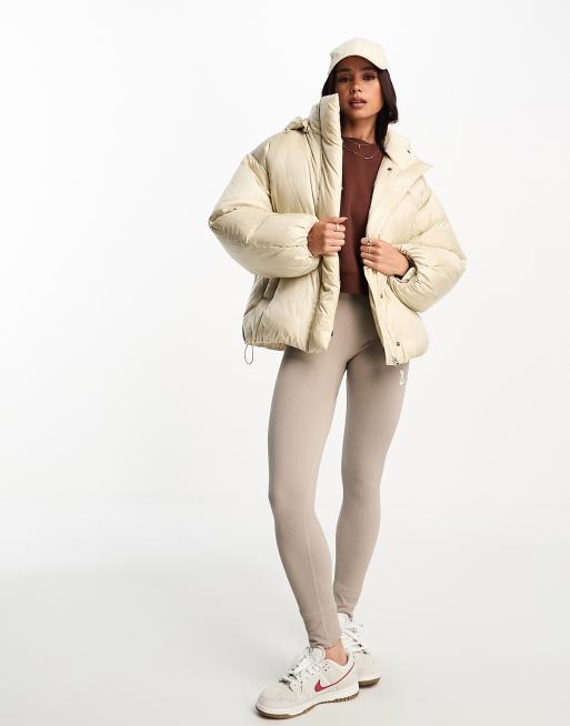 Levi s Down Bubble Pufferjacke in Creme mit Kapuze und Logo ASOS