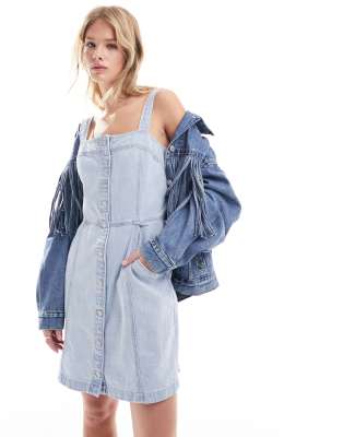 Bershka - Bermuda en jean - Bleu clair délavé