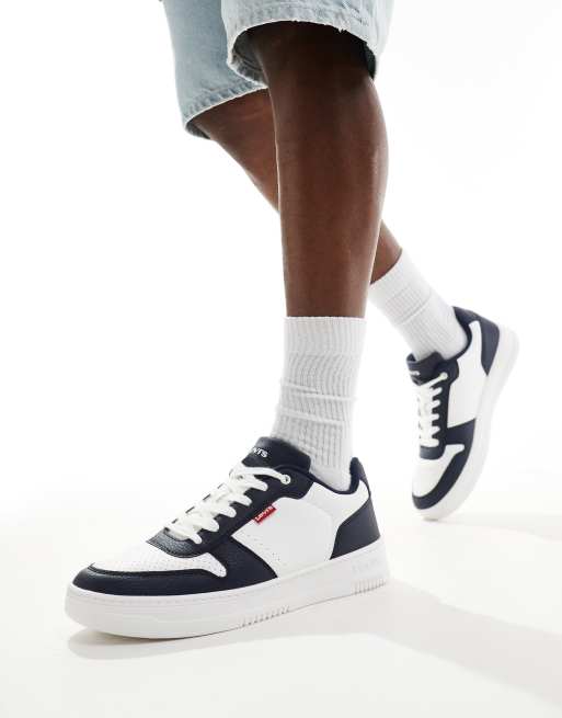 Levi's – Drive – Marinblå och vita sneakers i läder med logga