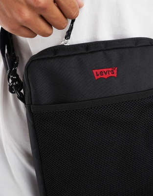 Levi's Dual Strap Crossbody Bag With Logo In Black