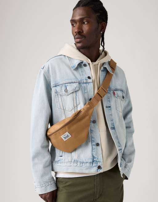 Levi's Duboce sling in brown, 2 of 2