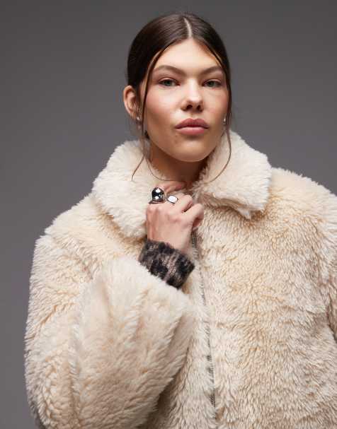 Levi's – Ellie – Jacke aus Kunstpelz in Weiß - view 1