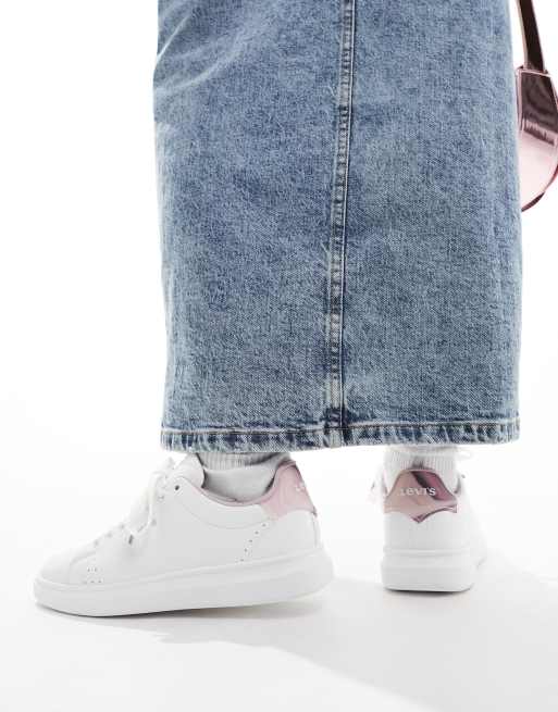 Levi's – Ellis – Vita sneakers i läder med rosa hälkåpa och logga, 5 av 5