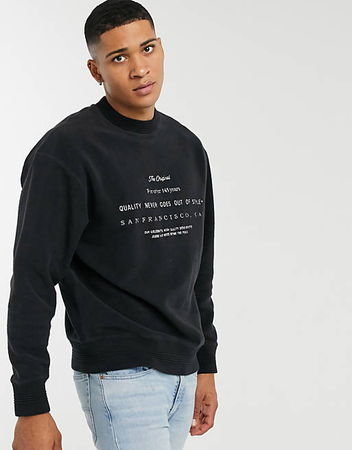 Levi's embroidered logo reverse fleece oversized sweatshirt in jet black |  ASOS