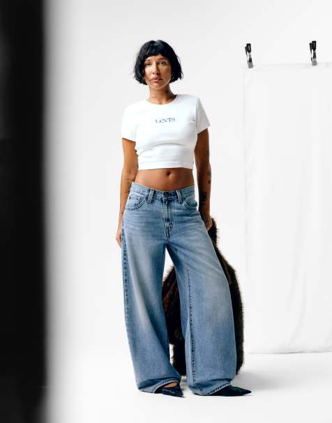 Levi's essential baby tee with logo print in white - view 1