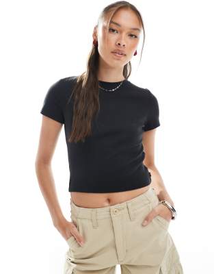 Levi's Essential Sporty T-shirt In Black