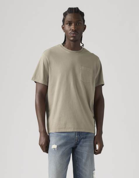 Levi's – Essential – Stückgefärbtes T-Shirt in Beige mit Tasche - view 1