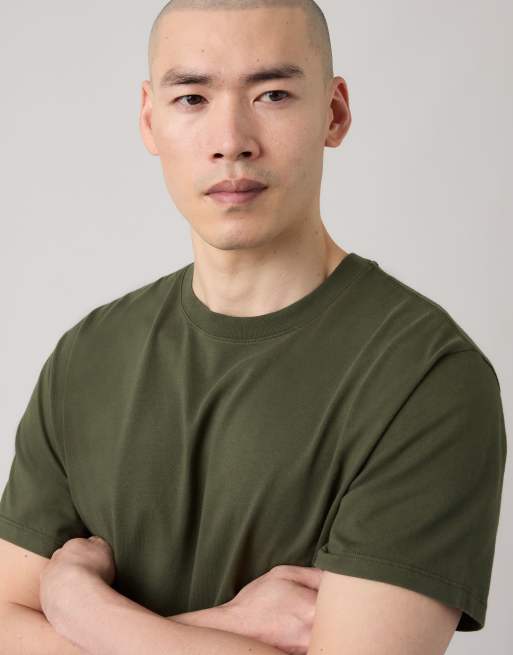 Levi's Essential tee in green, 3 of 4
