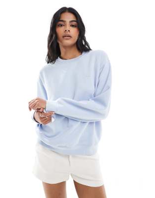 Levi's - Everyday - Felpa blu chiaro con logo piccolo tono su tono