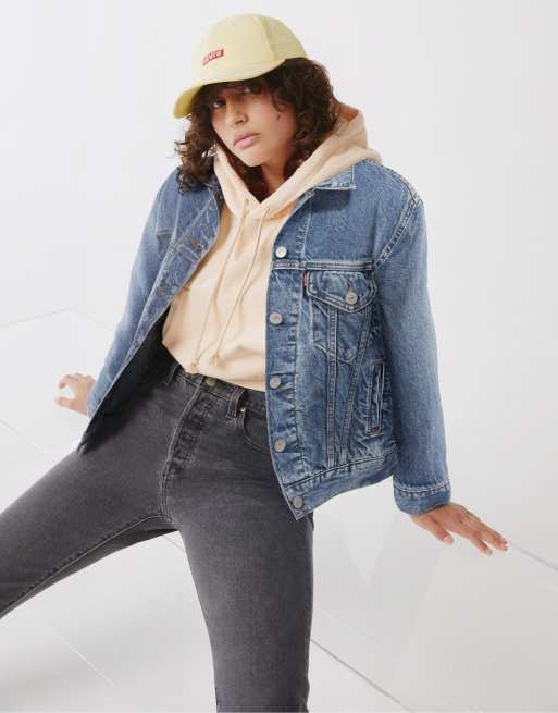 Levi's ex boyfriend trucker denim jacket in mid wash | ASOS