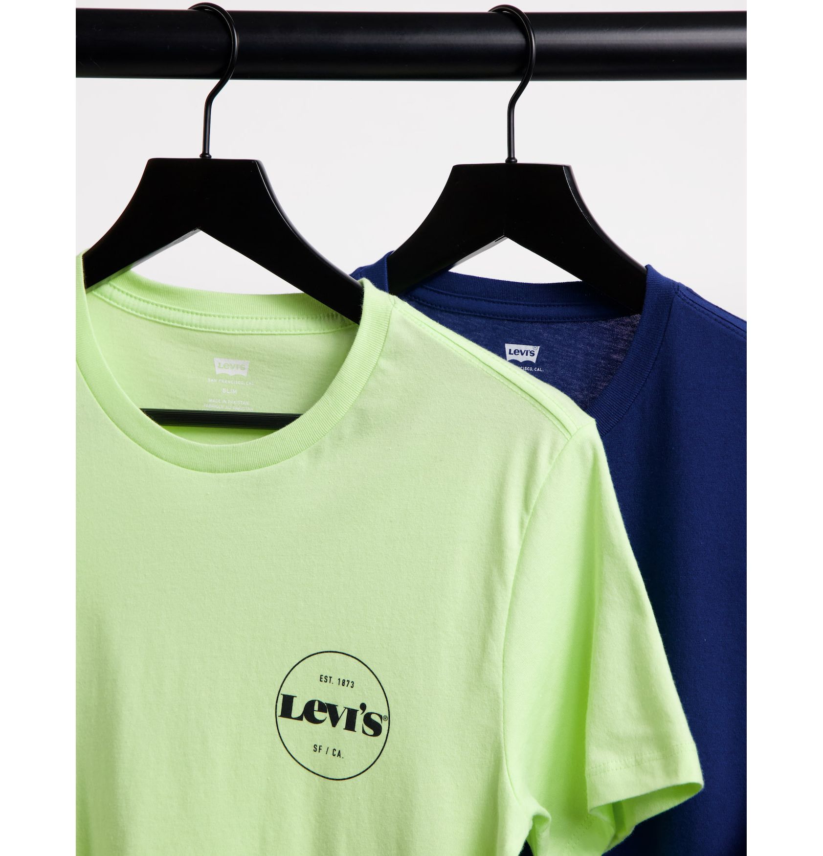 Levi's Exclusive to ASOS 2 pack modern vintage circle logo T-shirt 