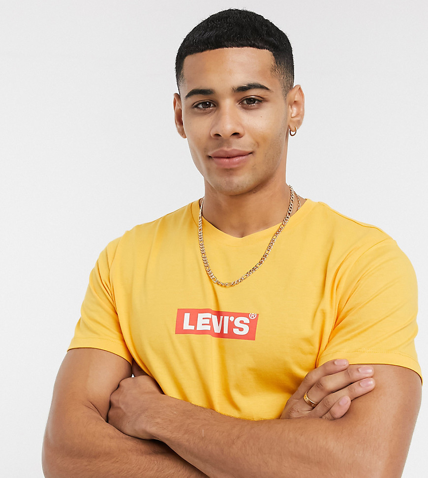 Levi's Exclusive to ASOS front boxtab logo T-shirt in yellow