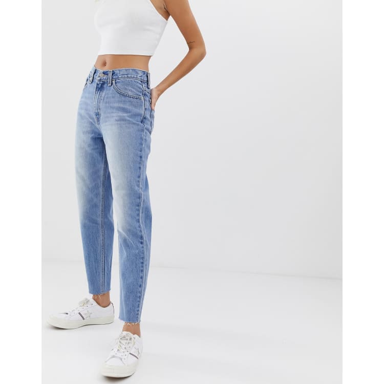 Levi s Extra mom jean