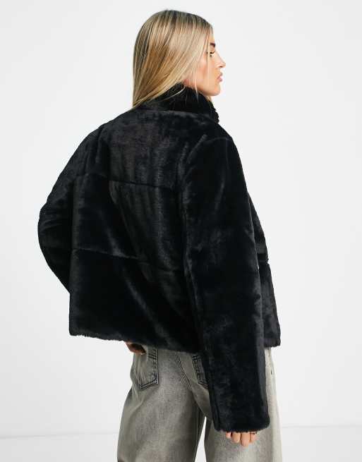 Levis black 2025 fur jacket