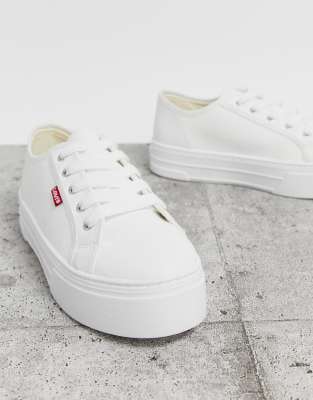 white levis trainers