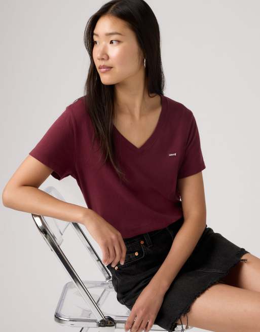 Levi's - Favorite - T-shirt in cotone viola con scollo a V, 4 di 4