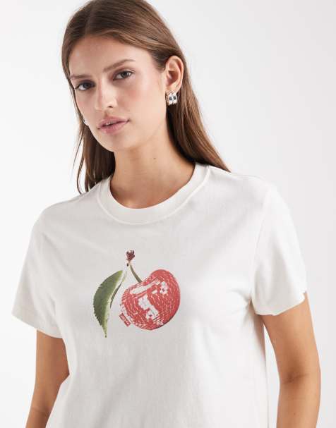 Levi's Favourite cherry print t-shirt in white - view 1