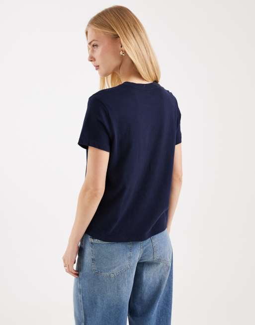 Levi's favourite graphic print t-shirt in navy , 2 of 4