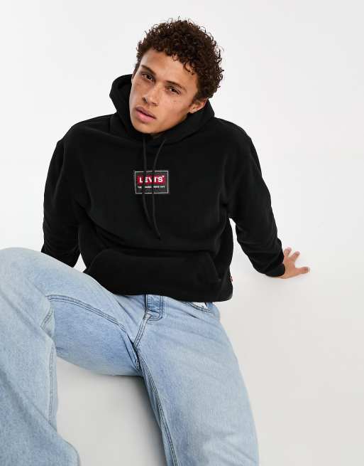 Levi's - Felpa con cappuccio in pile nera con logo al centro