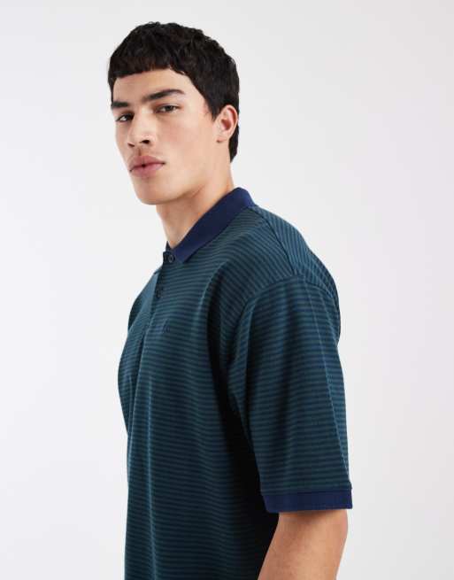 Levi's - Finn - Marineblå polo med striber i firkantet pasform, 3 af 5